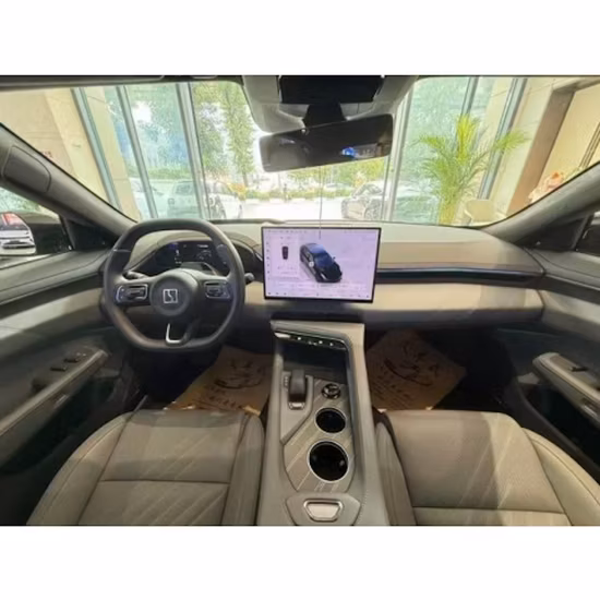 Auto elettrica usata a 0 km, buona e veloce in Cina, Zeekr 001